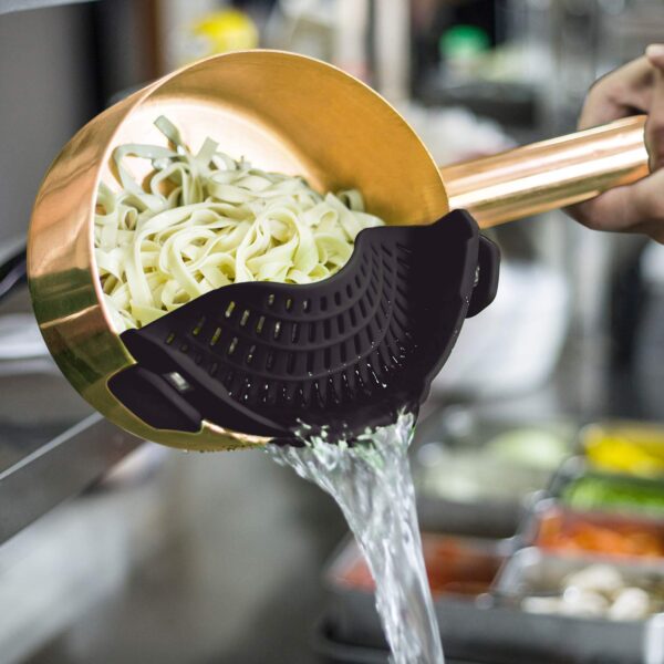 AUOON Clip On Strainer Silicone for All Pots and Pans, Pasta Strainer Clip on Food Strainer for Meat Vegetables Fruit Silicone Kitchen Colander - Image 2